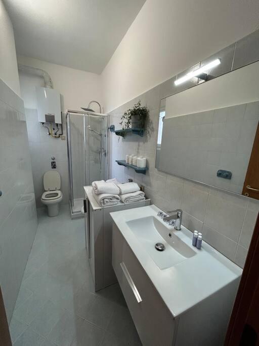 Cozy Apartment San Siro - Fiera Milano Eksteriør bilde